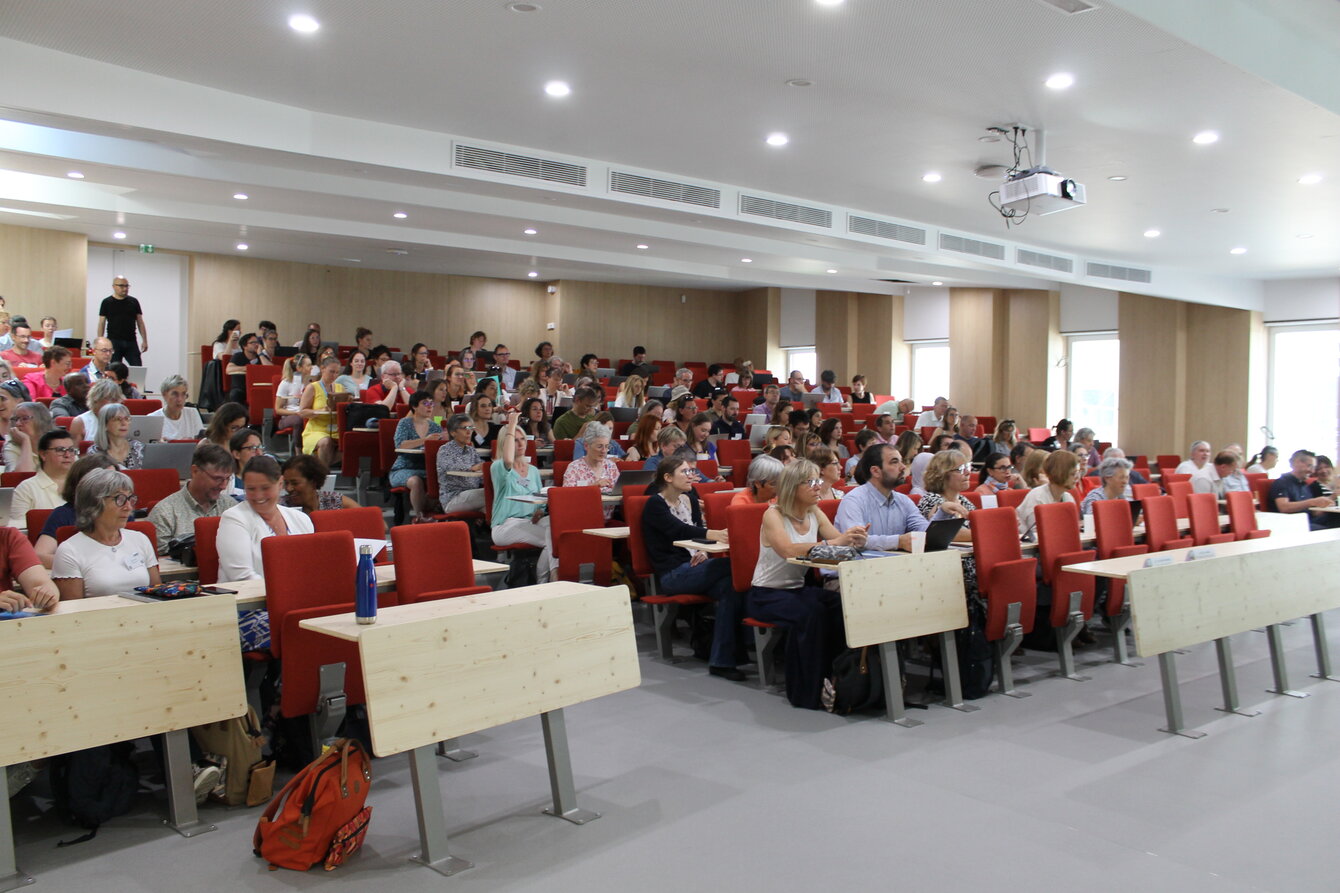 Amphi Louise Weiss, campus de la Meinau | Crédit : Myriam Lakraa